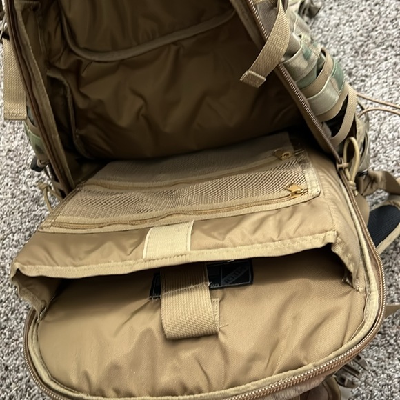 J-Tech tactical backpack with sternum strap and detachable carry bag - Picture 3 of 5